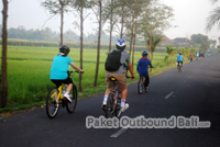 village cycling bali